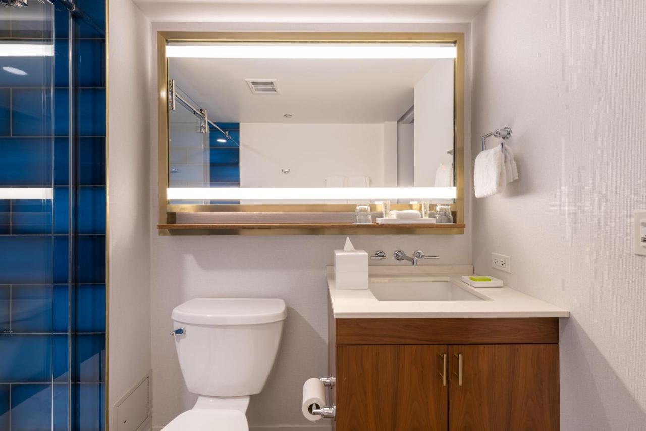Le Meridien Essex Chicago Bagian luar foto