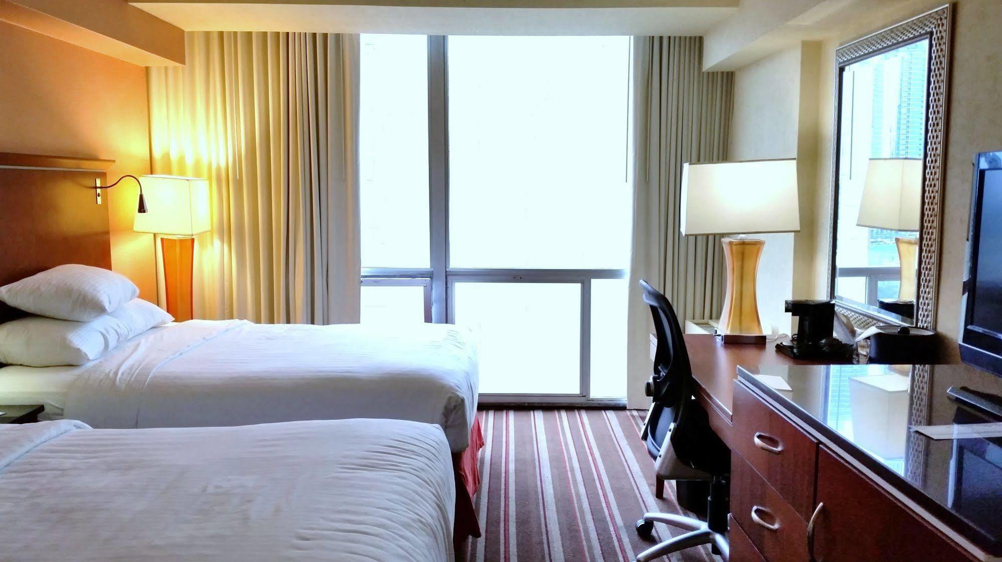 Le Meridien Essex Chicago Bagian luar foto