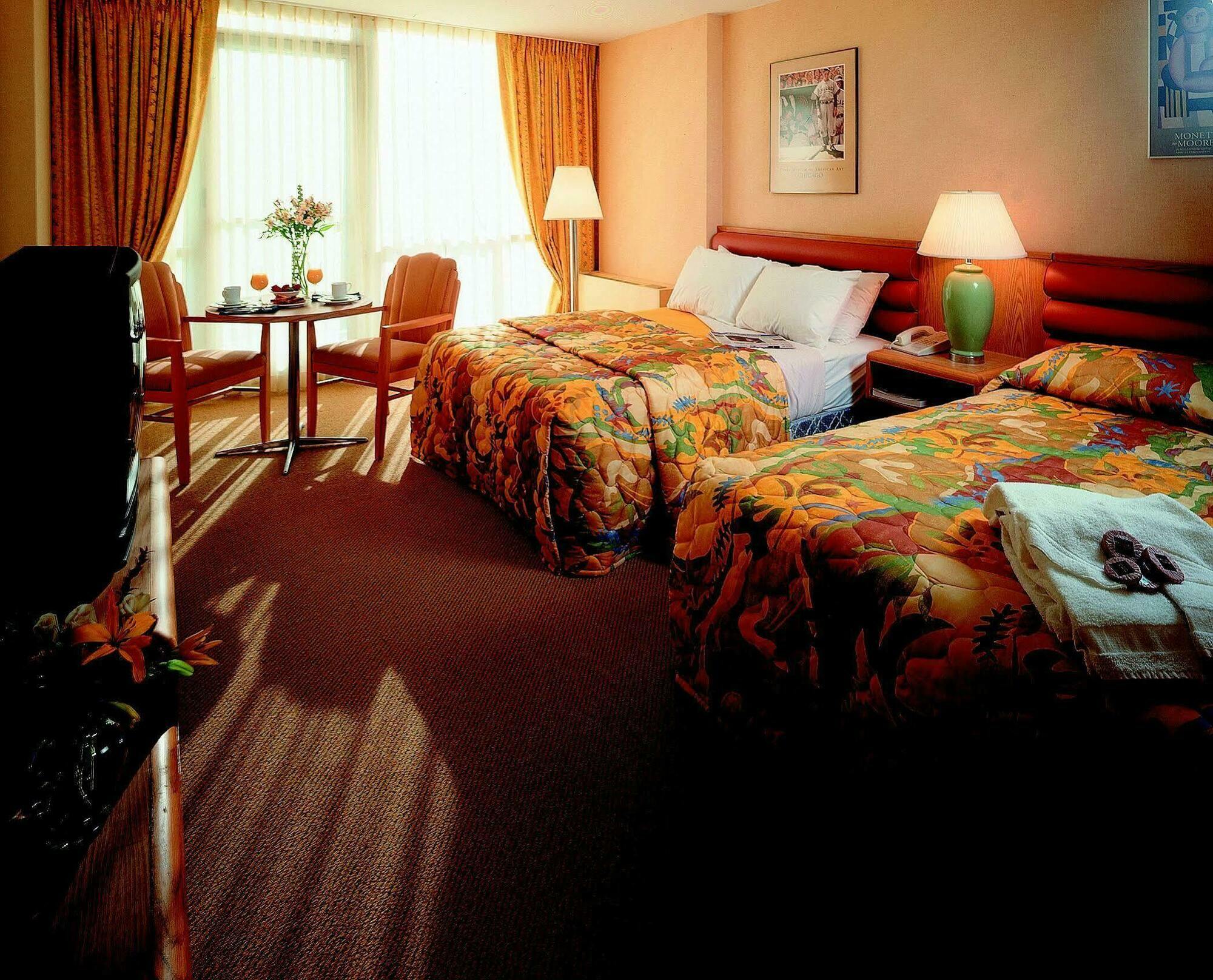 Le Meridien Essex Chicago Bagian luar foto